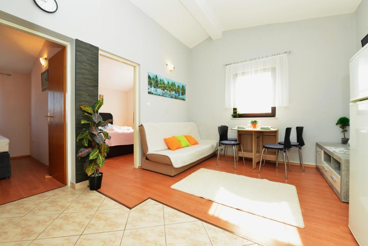 Apartment Lavender Vir Ngoại thất bức ảnh