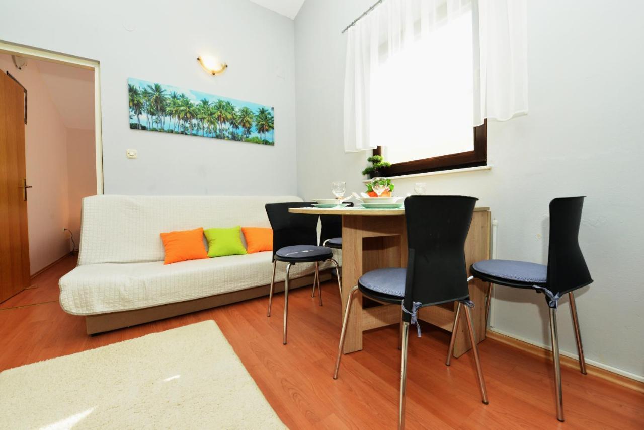 Apartment Lavender Vir Ngoại thất bức ảnh